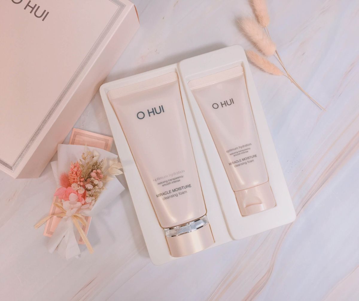 Set sữa rửa mặt Ohui hồng Miracle Moisture Cleansing Foam 2020 Thiet ke chua co ten 6