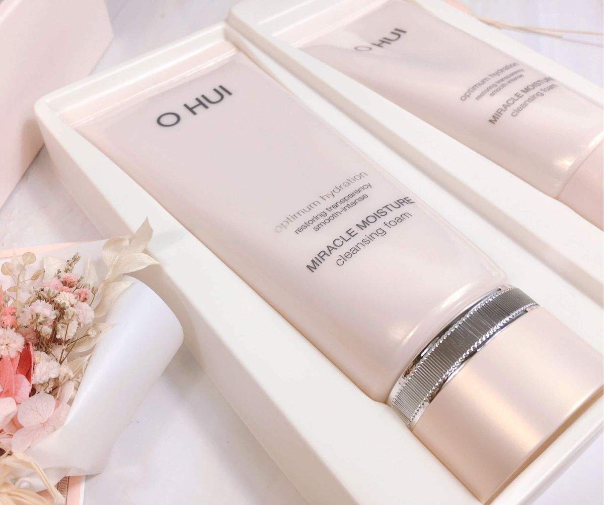 Set sữa rửa mặt Ohui hồng Miracle Moisture Cleansing Foam 2020 Thiet ke chua co ten 7